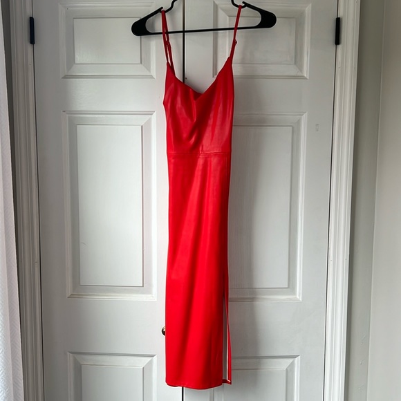 FATE ORANGE LEATHER MIDI DRESS. LIKE NEW. SIZE S - Picture 2 of 2